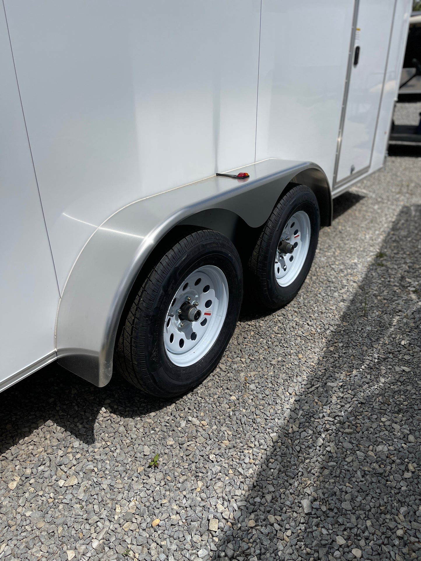 ALUMINUM TEARDROP TANDEM AXLE FENDER (9" X 72" X 18" X .063")