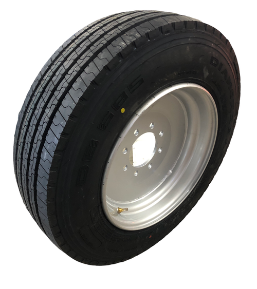 Rainier 17.5" 16 Ply Radial Trailer Wheel & Tire - St 215/75R17.5 8-6.5" Lug (Silver Steel)